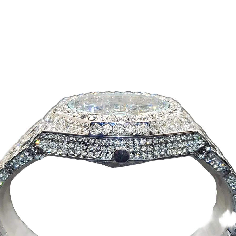 VVS Luxe Bold Crystal face Watch
